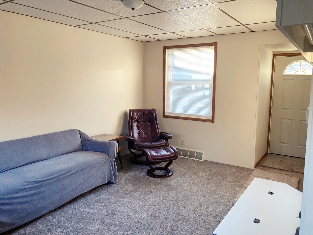 5212 Sunset Rd - Photo 3 of 12