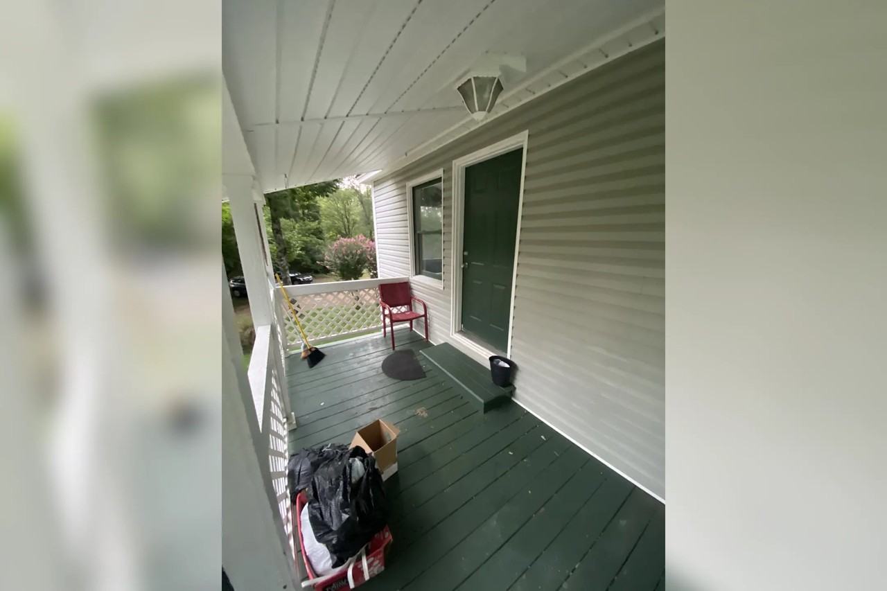 24A Cameron Rd - Photo 2 of 10