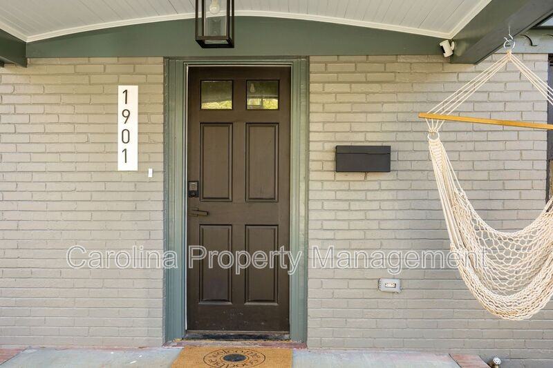 1901 S Mint St - Photo 3 of 37