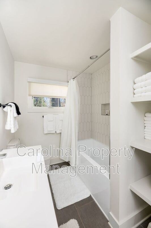 1901 S Mint St - Photo 6 of 37