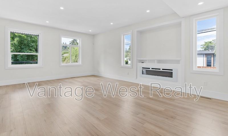 701 Mcclure Rd - Photo 3 of 40