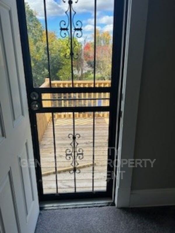3540 E 133rd St - Photo 4 of 21
