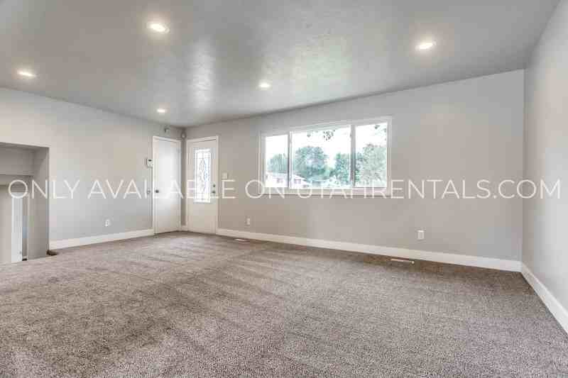 560 Sw - Photo 7 of 21