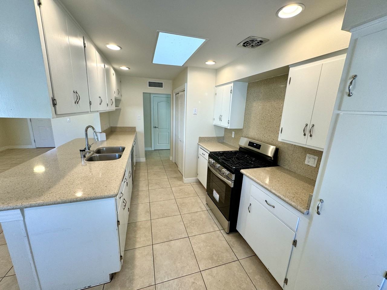 3202 N 63rd St - Photo 3 of 19