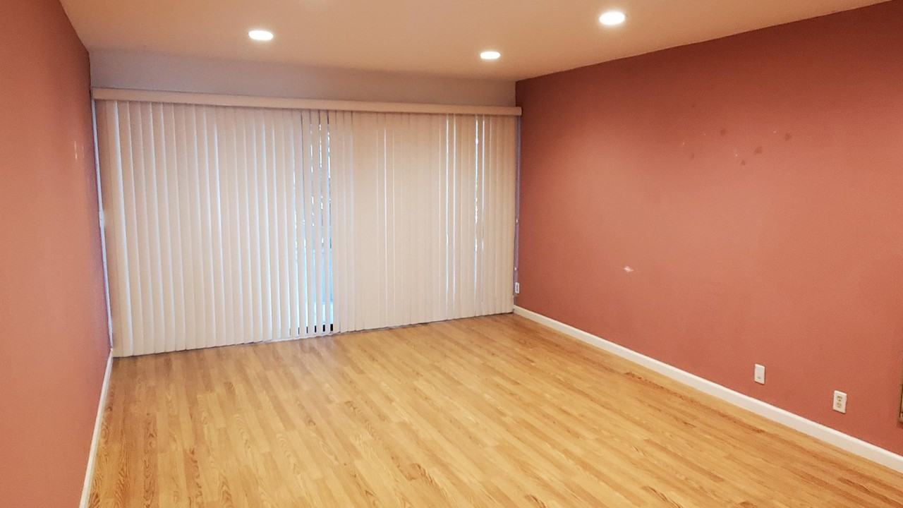 651 Oakland Ave #3C - Photo 4 of 14