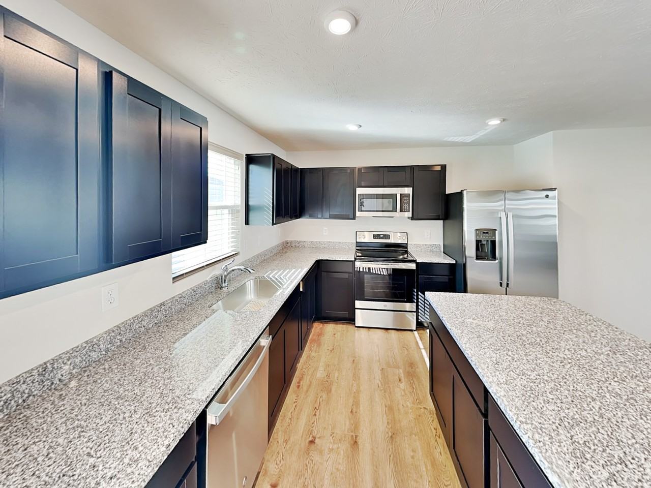 855 Black Rock Cir - Photo 5 of 24