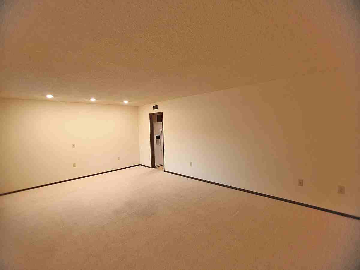 17202 N Foothills Dr - Photo 3 of 17