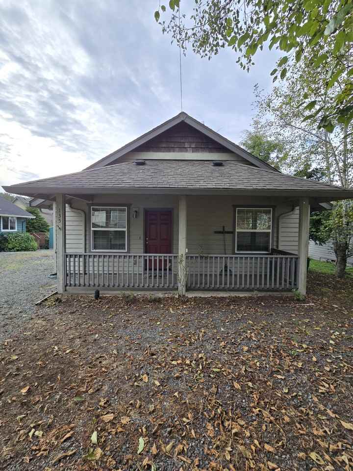 135 S Quadrant St - Photo 5 of 31