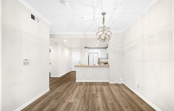 2158 Watermarke Pl - Photo 3 of 5