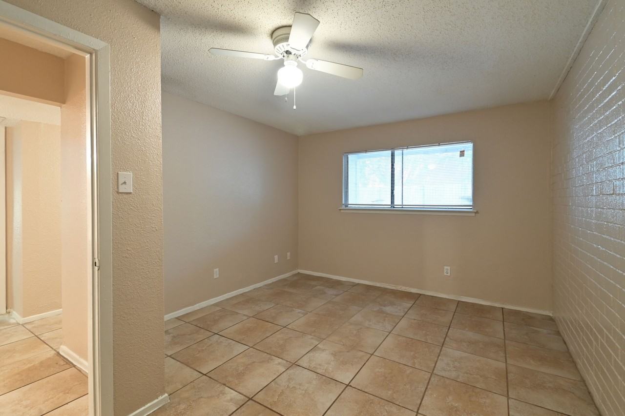 Lila Apartments - Photo 7 of 20