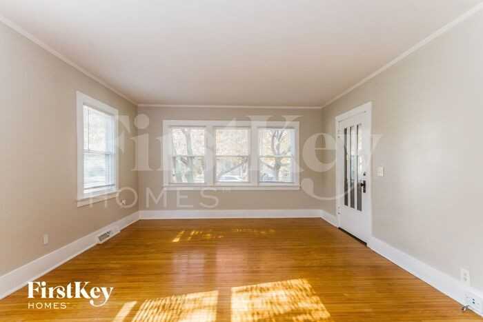 21 S Du Bois Ave - Photo 3 of 16