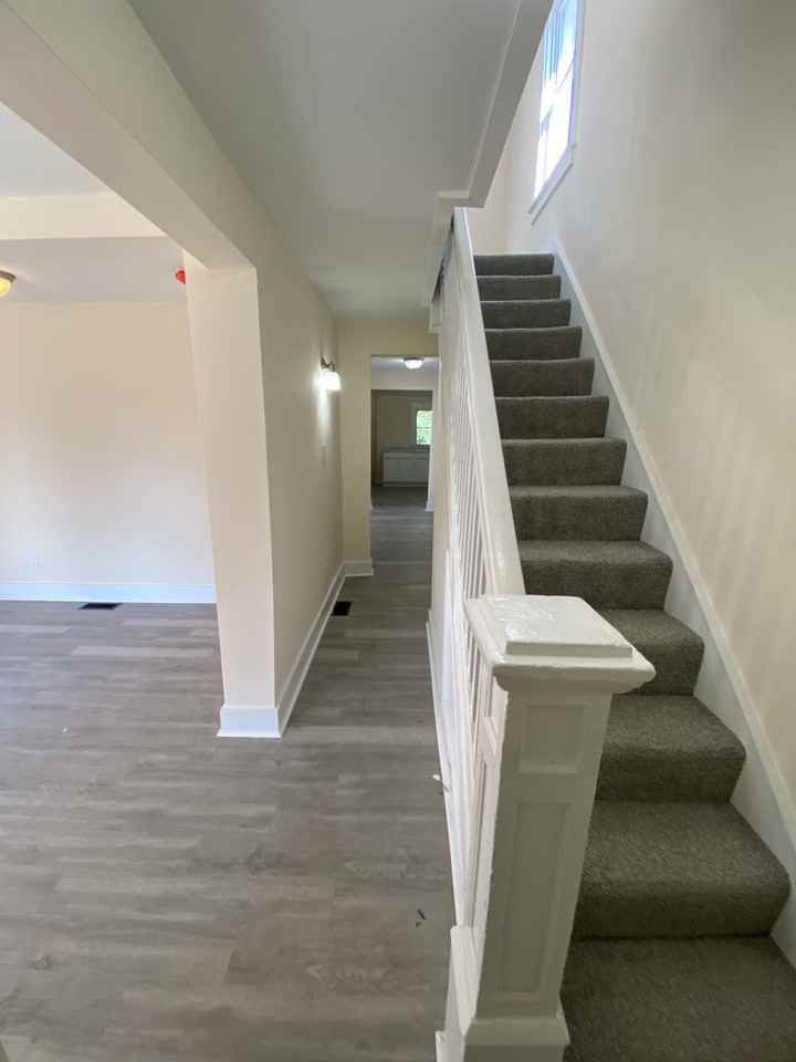 1225 31st St - Photo 3 of 32