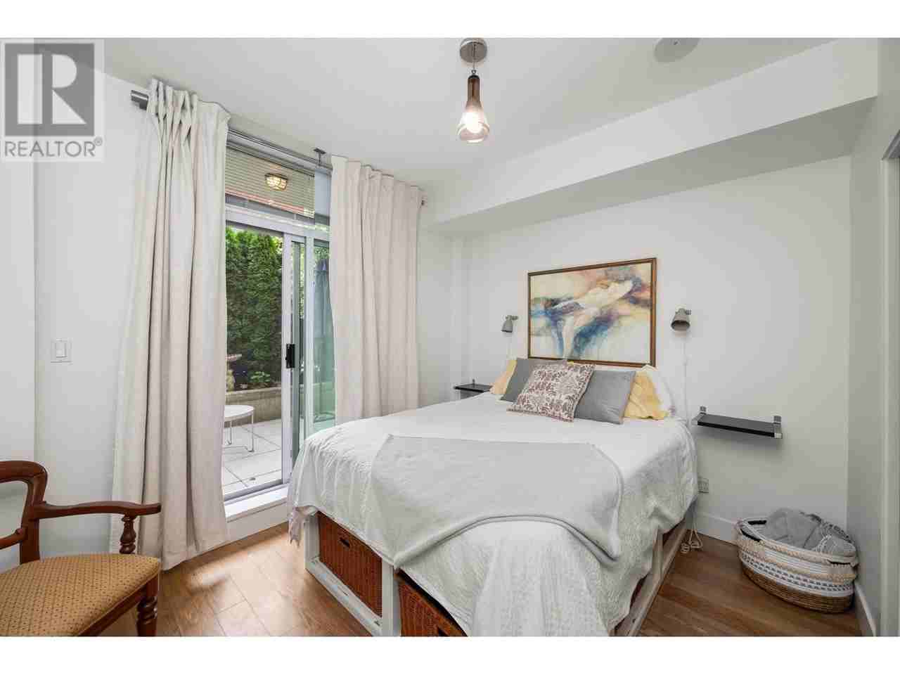 2731 Sophia Street - Photo 3 of 14