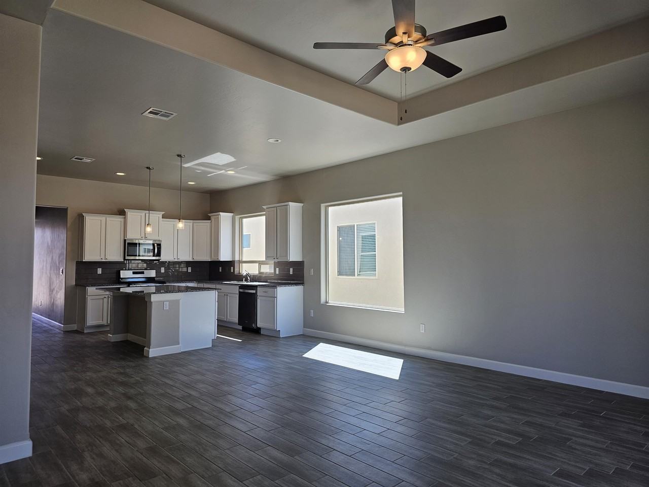 6241 Quicksilver Street - Photo 5 of 28
