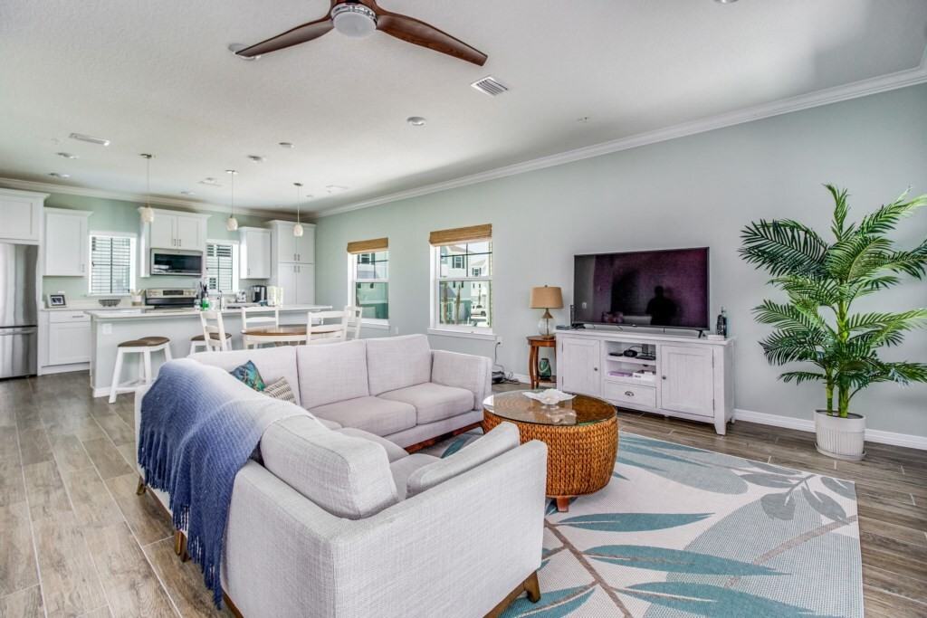 14370 Beach Heather Ct #1 - Photo 4 of 26