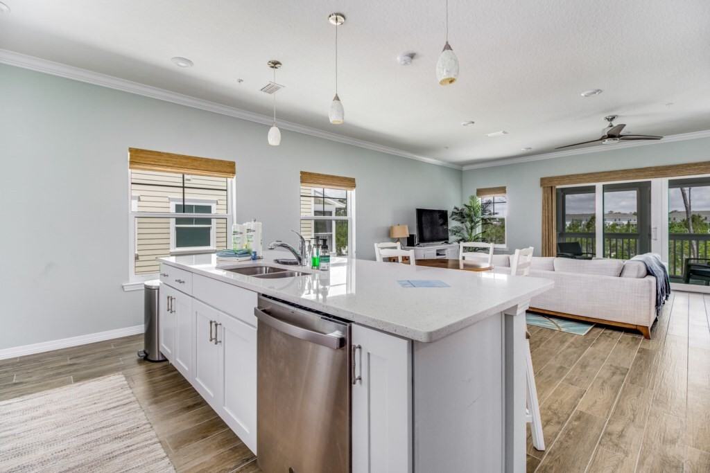 14370 Beach Heather Ct #1 - Photo 6 of 26