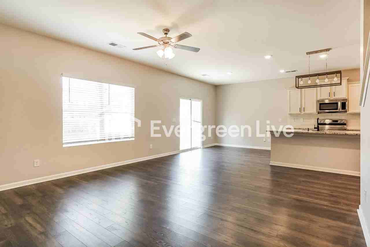 1004 Canvasback Way - Photo 2 of 13