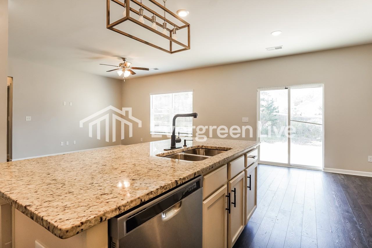 1004 Canvasback Way - Photo 6 of 13