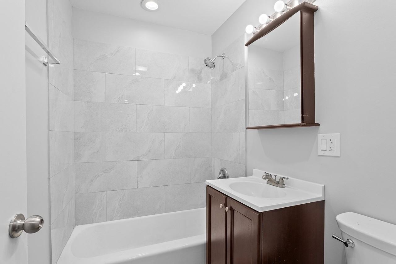 The Arbor Winthrop North - Photo 7 of 27