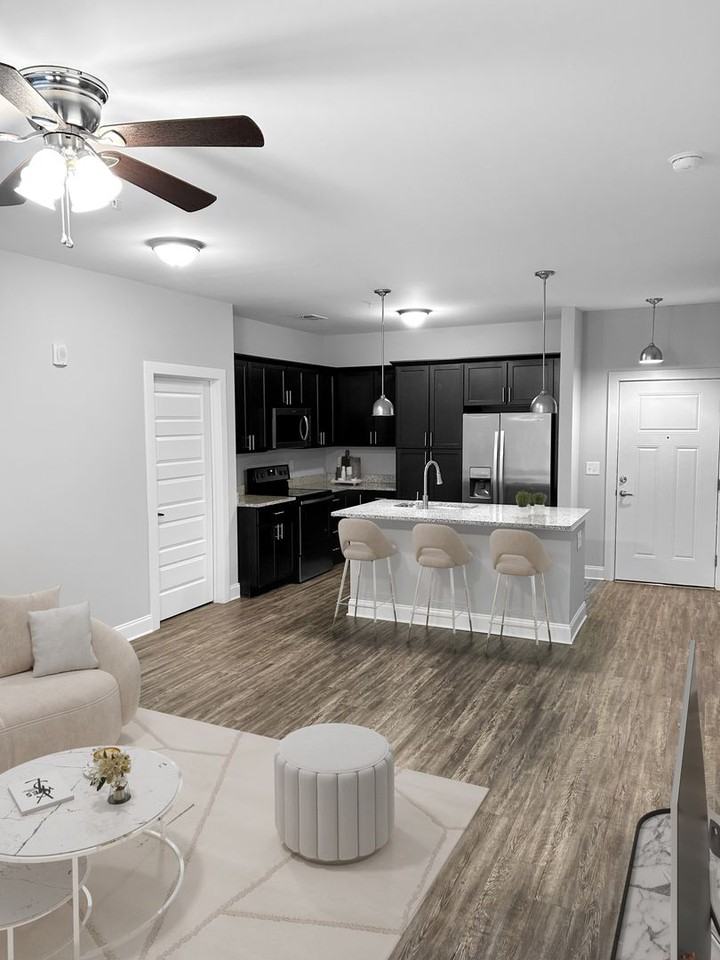 Riverwalk at Centennial - Photo 5 of 8