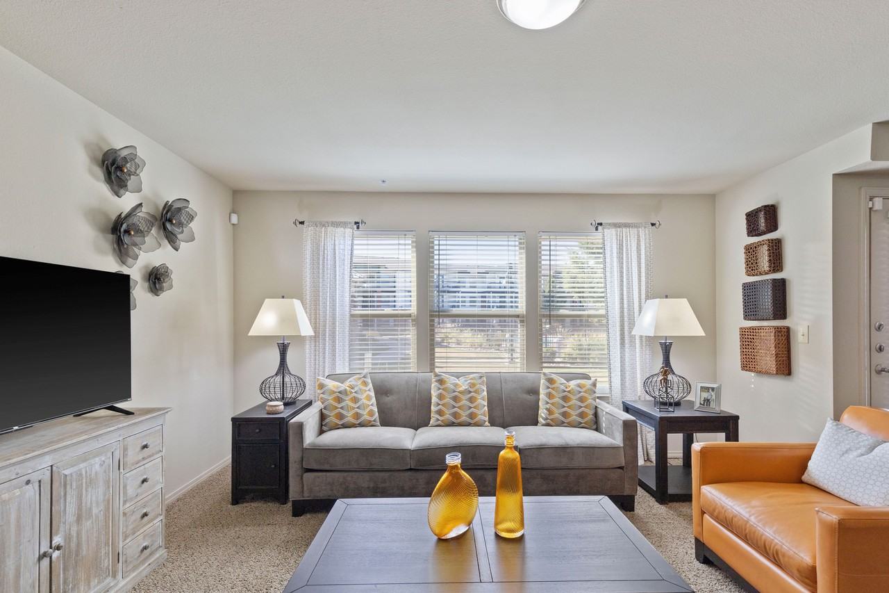 Icon at Lubbock - Photo 4 of 42