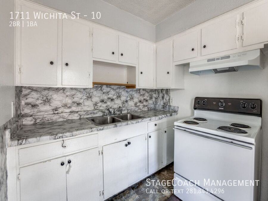 1711 Wichita St #10