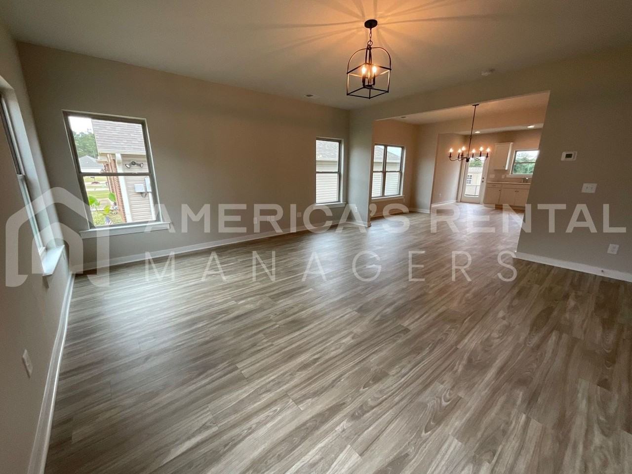 486 Andrew Dr - Photo 2 of 22