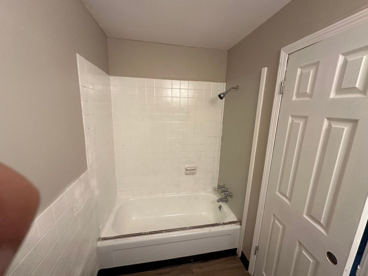 304 Court Street - Photo 5 of 12