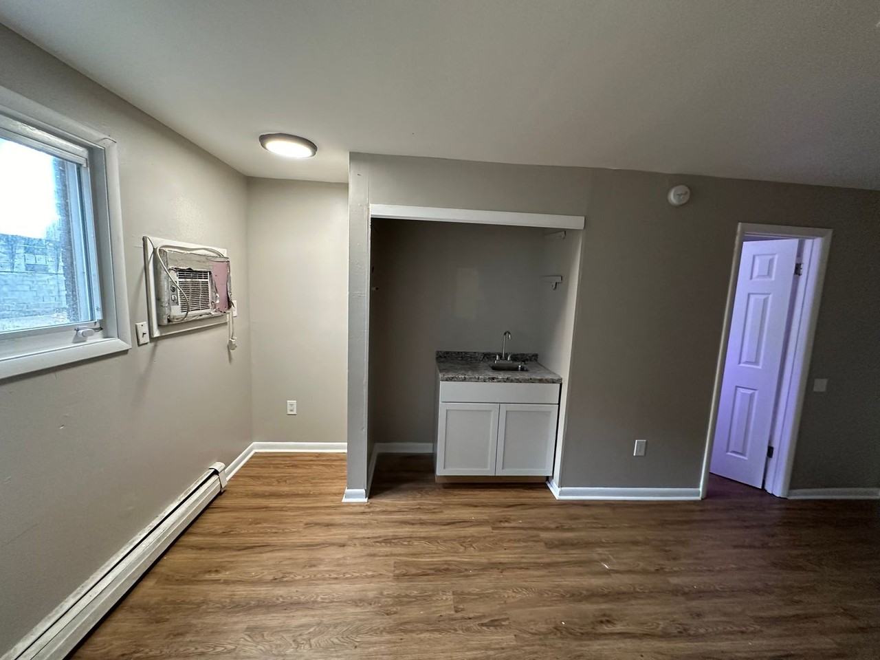 304 Court Street - Photo 7 of 18