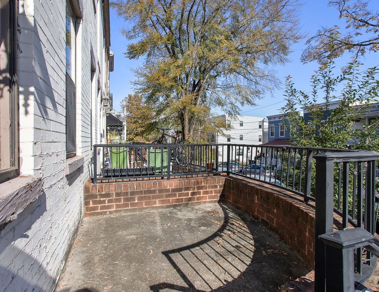 808 Norton St. - Photo 3 of 18