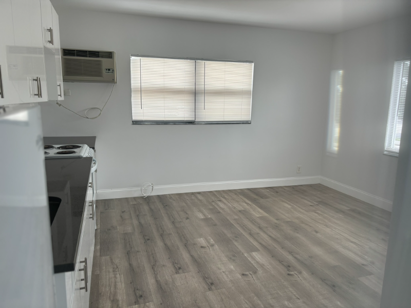 3507 Broadway #208 - Photo 3 of 12