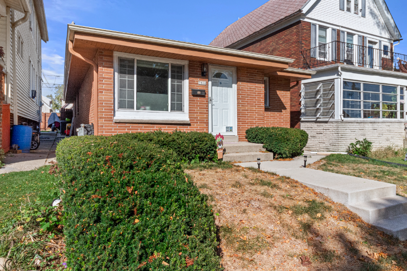 3668 East Carpenter Avenue - Photo 4 of 29