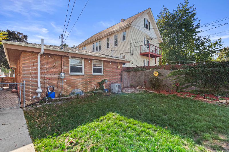 3668 East Carpenter Avenue - Photo 5 of 29