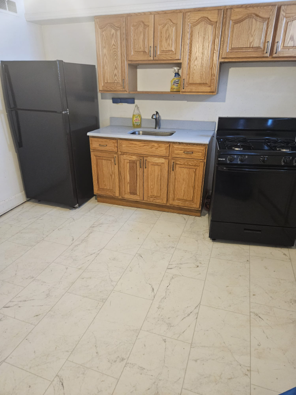 4014 Balfern Ave - Photo 2 of 15