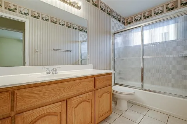 4804 Edgewater Dr - Photo 2 of 14