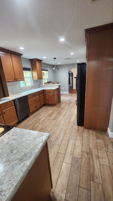 192 Mills Rd - Photo 3 of 20
