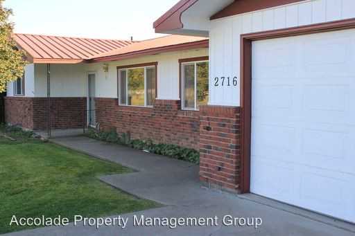 2716 Judge Ronald Rd