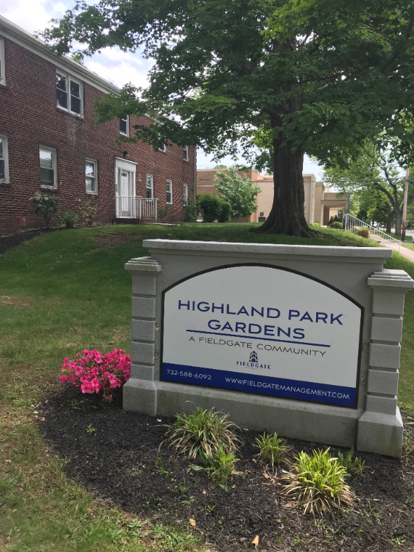 316 Magnolia St - Photo 6 of 28