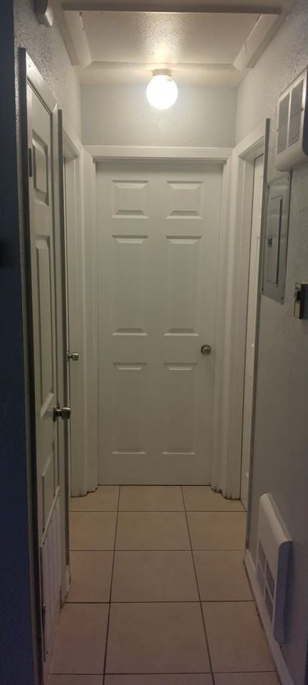 141 N Wayman St - Photo 2 of 16