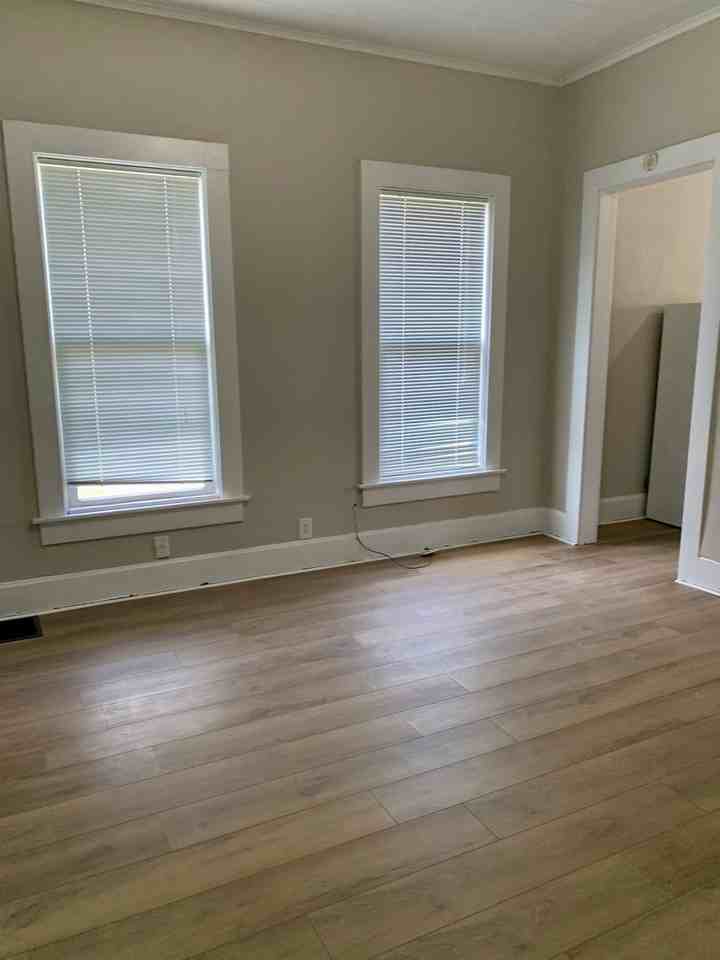 424-426 2nd Ave - Photo 3 of 8