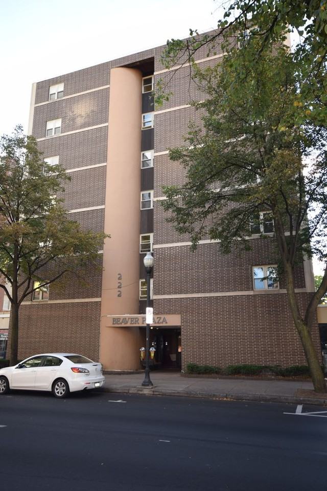 222 West Beaver Avenue - Photo 2 of 12