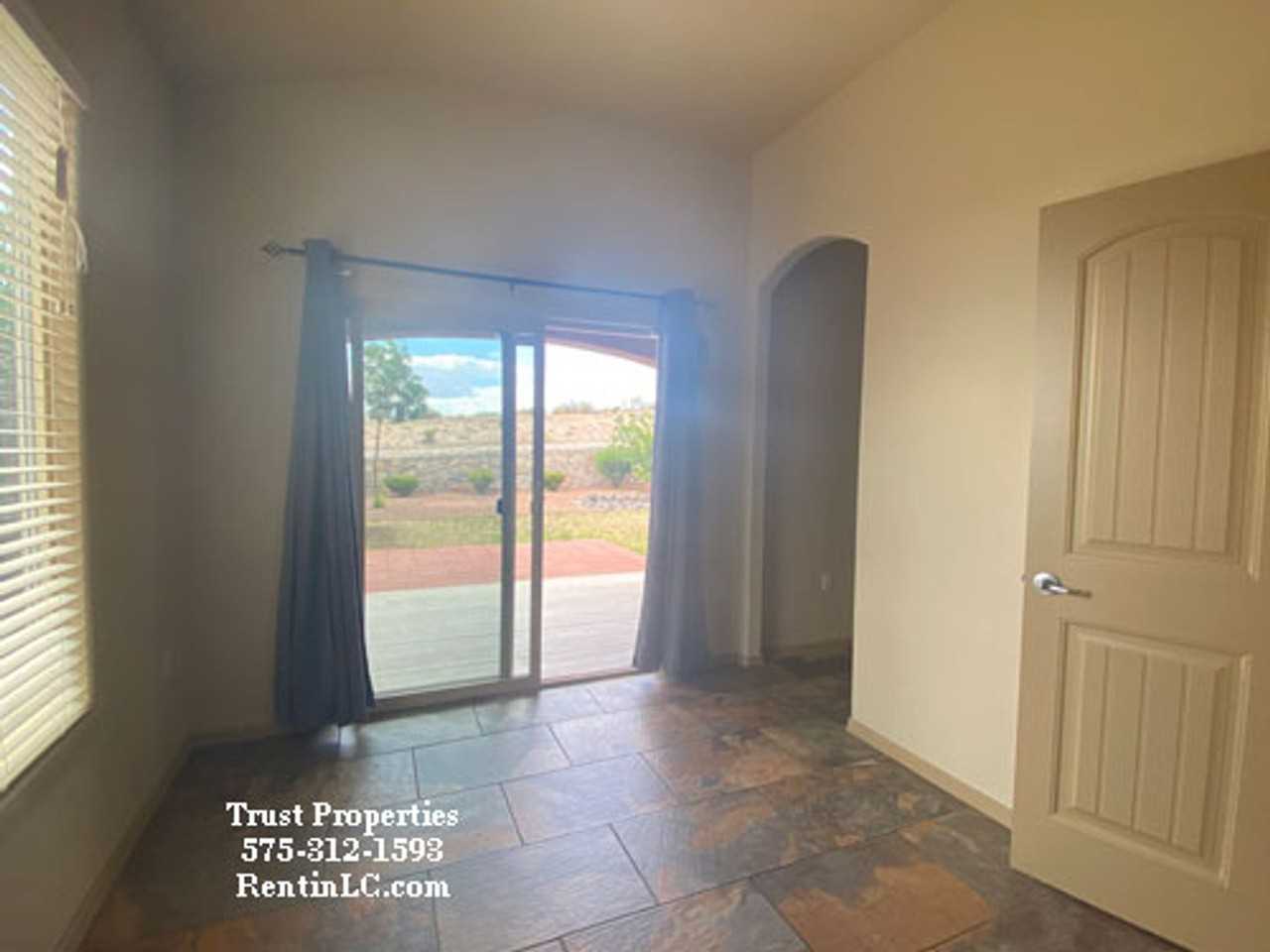 4725 Rimrock Dr - Photo 3 of 9