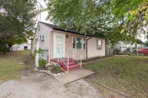 featured image of 1111 S 57th West Ave