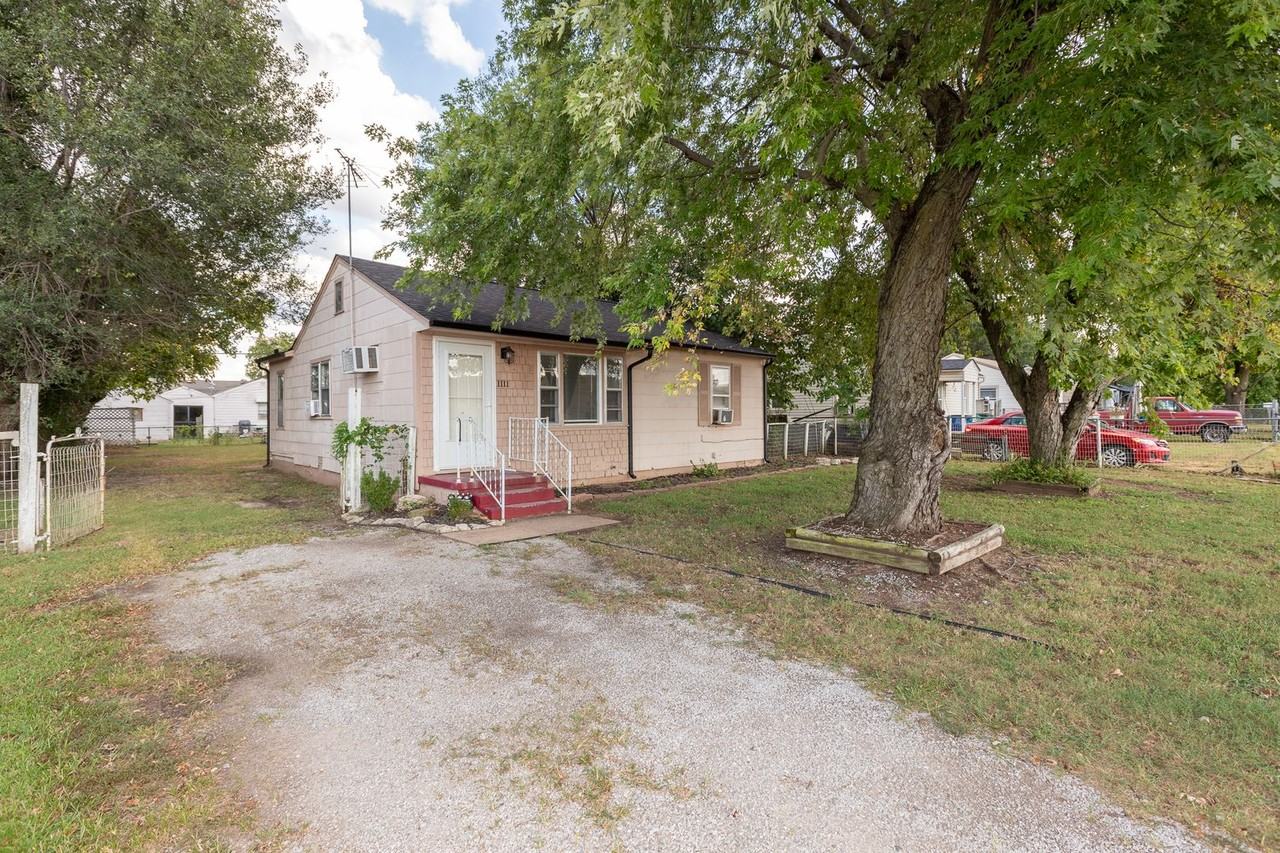 1111 S 57th West Ave - Photo 3 of 22