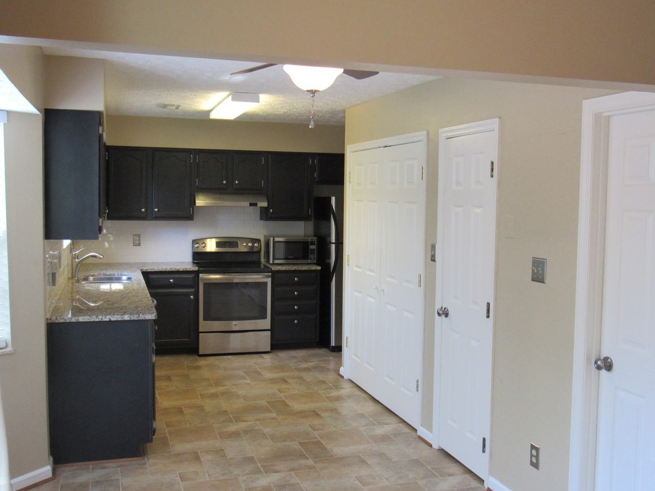 9017 Tall Timber Dr - Photo 6 of 26
