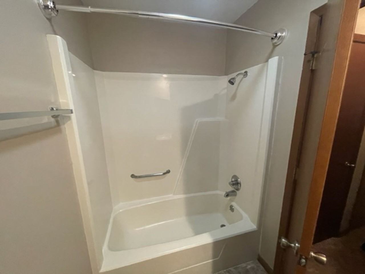 2211 Windflower Dr - Photo 3 of 14