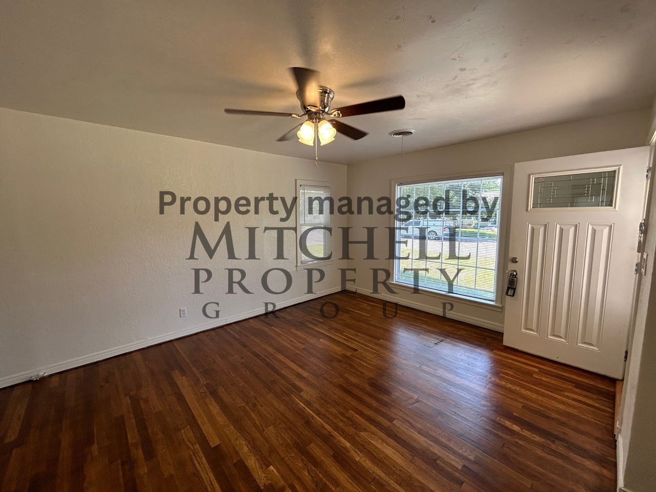 4103 S Lipscomb St - Photo 2 of 9