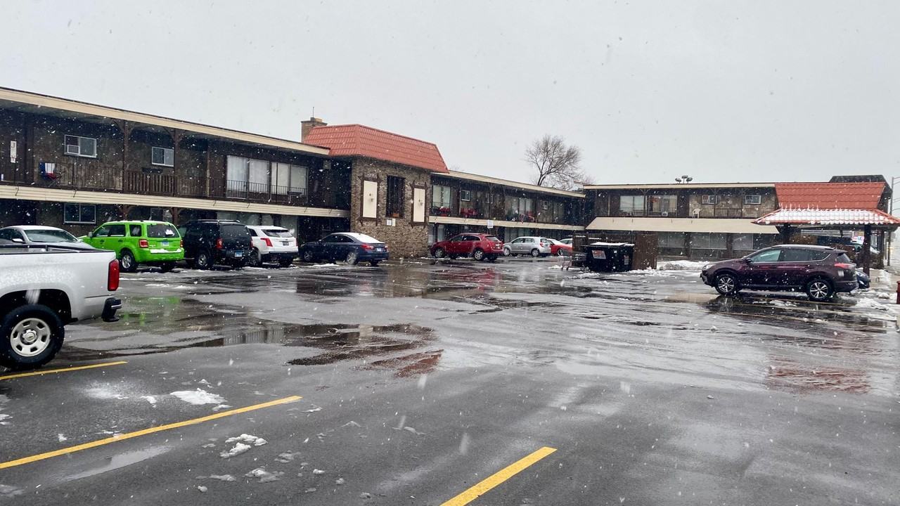 1722 Mannheim Stone Park Apartments - Photo 3 of 4