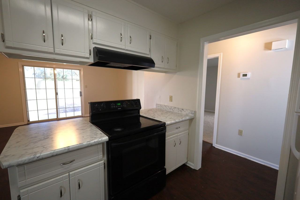3008 Will Dr - Photo 4 of 10