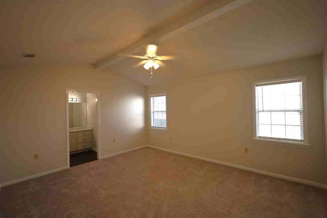 3008 Will Dr - Photo 6 of 10